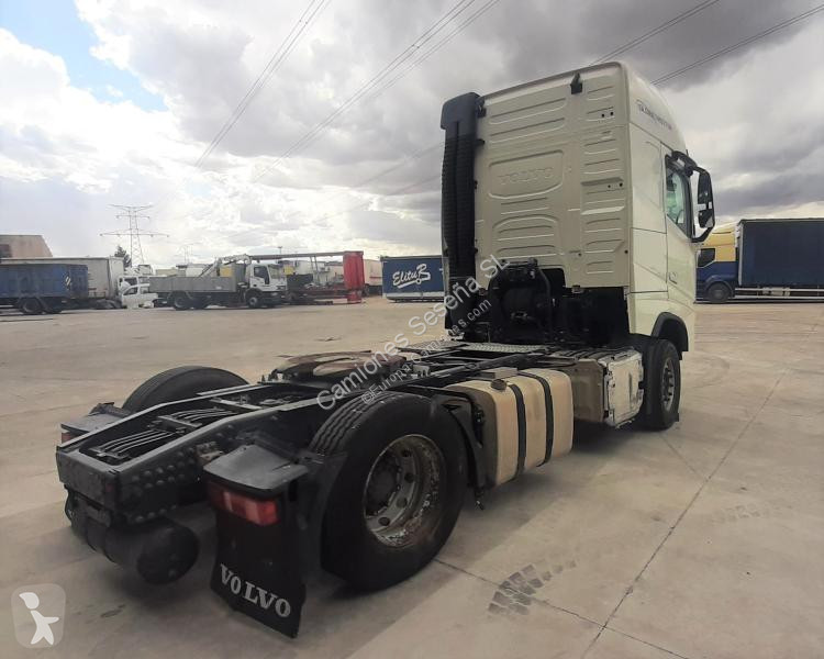 Traktor Volvo 500