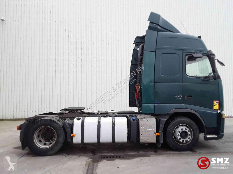 Traktor Volvo 440
