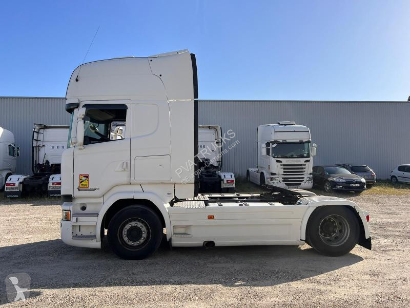 Tahač Scania 490