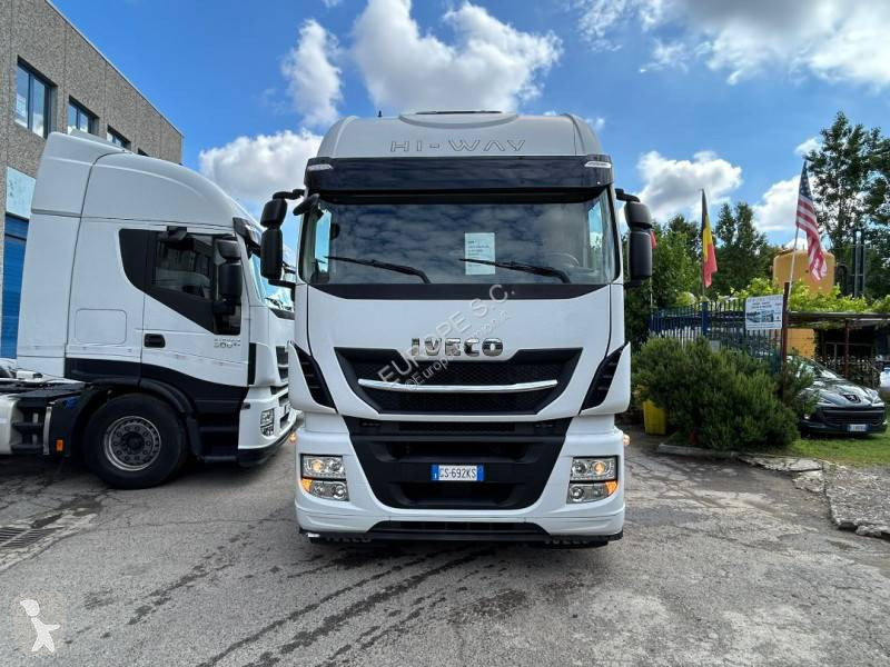 Cabeza tractora Iveco