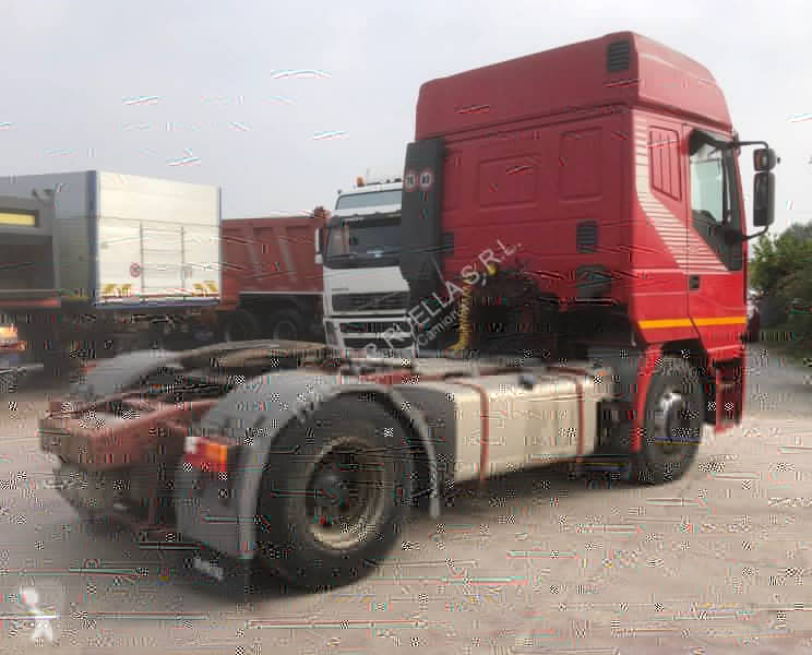 Traktor Iveco
