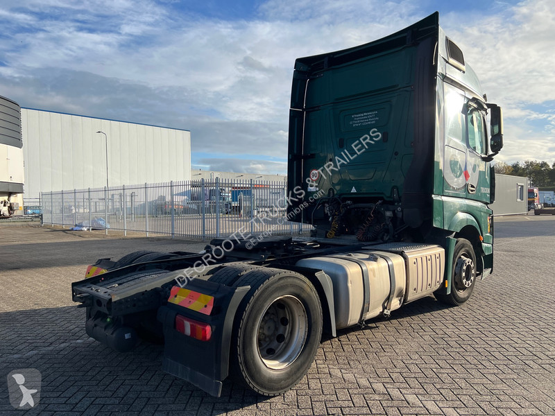 Traktor Mercedes 1845 BigSpace