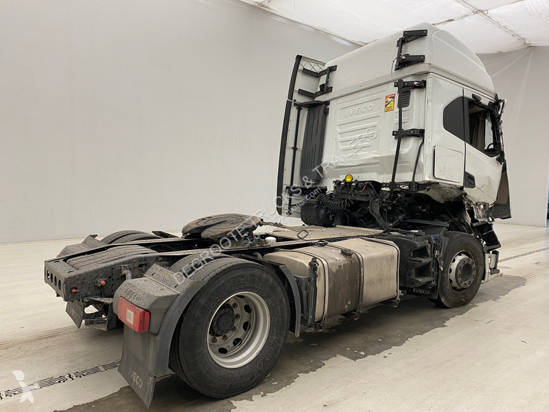 Tractor Iveco 460