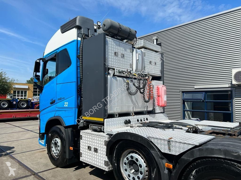 Traktor Volvo 16750 8x4 Heavy Haulage Tractor