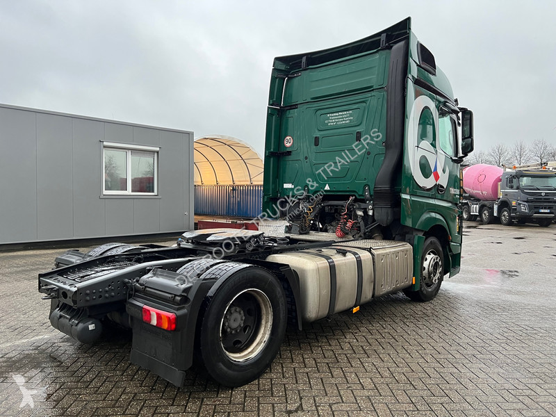 Traktor Mercedes 1845 BigSpace