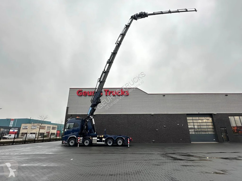 Traktor Volvo 16650 8X2 + EFFER 1855/8S + JIB...