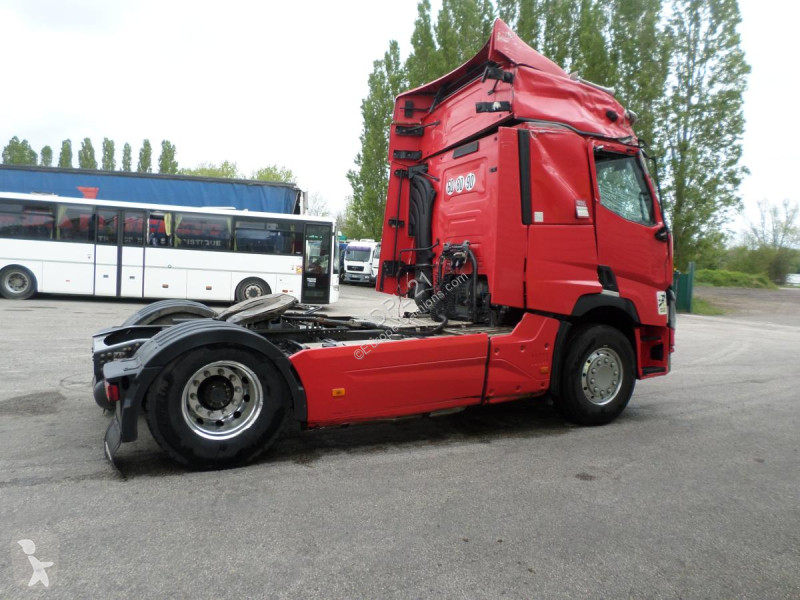 Traktor Renault 520 T-Series