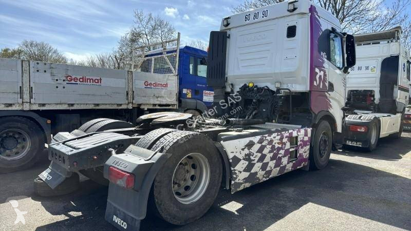 Tracteur Iveco