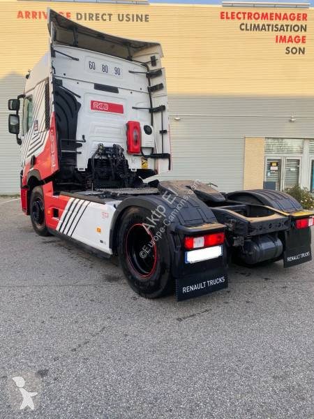 Tractor Renault