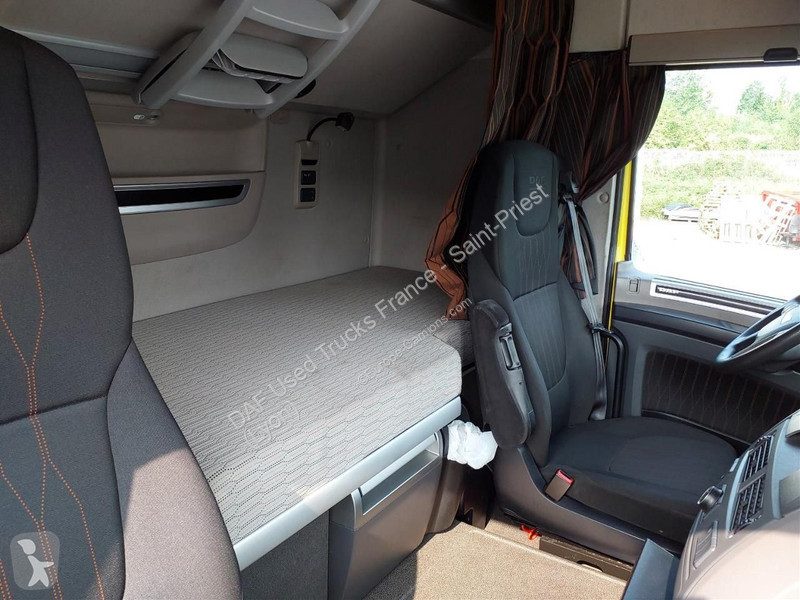 Trekker DAF 530 FT 4X2