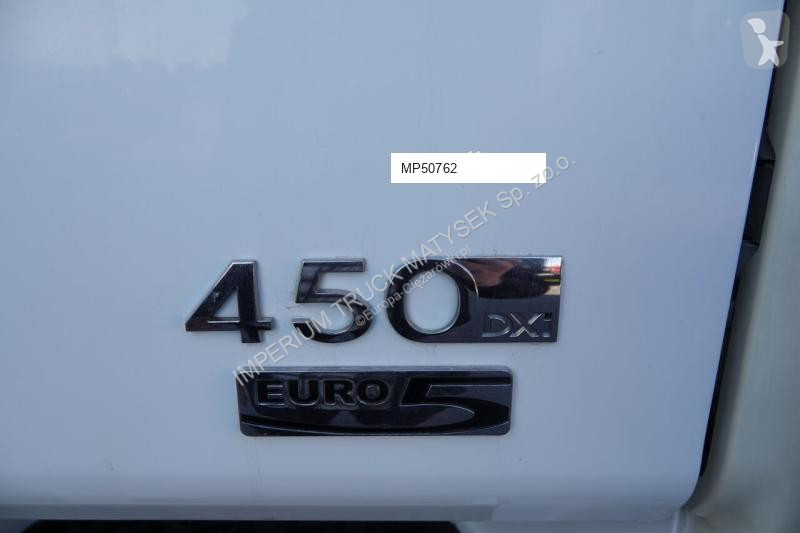 Влекач Renault 450