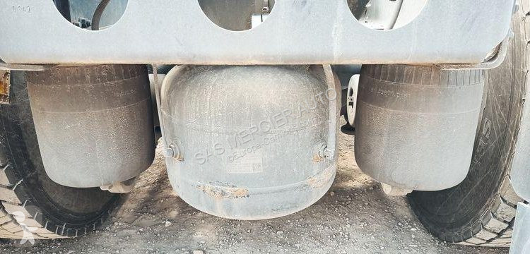 جرار MAN