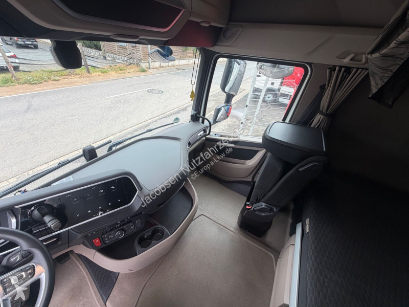 جرار DAF 530 FT Lowdeck/Mega Intarder