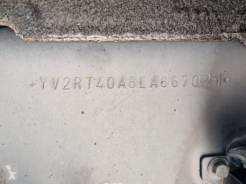 Tracteur Volvo 13500 Globetrotter XL 4x2 - Low...