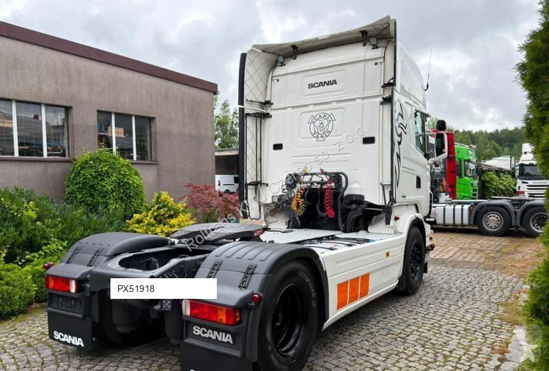 Cap tractor Scania R 400