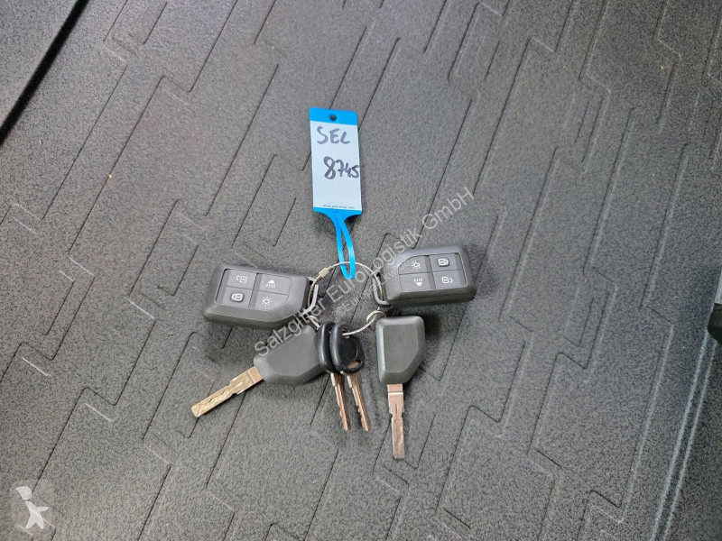 جرار Volvo 460 | Retarder | Alu-Felgen |...