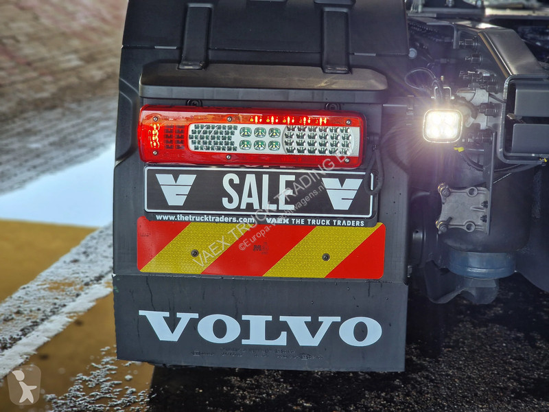 Nyergesvontató Volvo 16780 Globetrotter XL Aero...