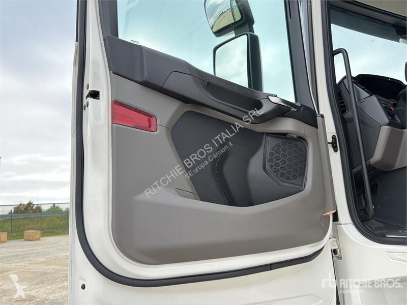 Cap tractor Scania Super 460S 4x2 S/A Sleeper...