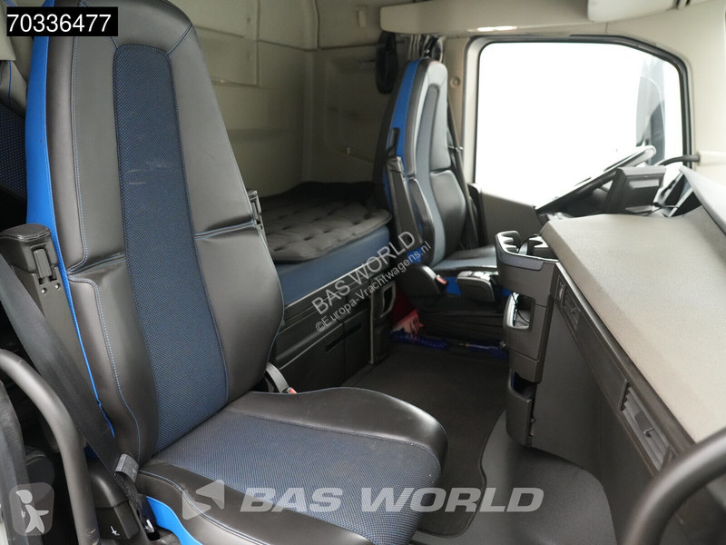 Cap tractor Volvo 500  4X2 ADR 2x Tanks...