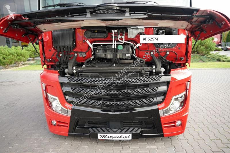 جرار Mercedes ACTROS 1845