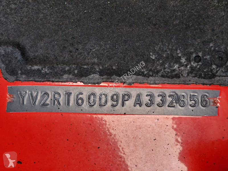 Traktor Volvo 13540 Globetrotterl XL 6x4 -...