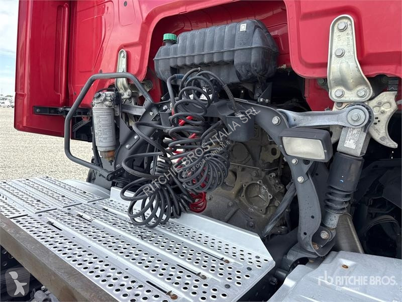 Тягач  Actros 1845