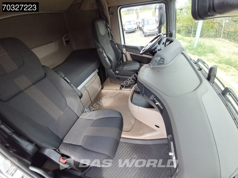 Nyergesvontató DAF 530 4X2 Retarder Standklima...