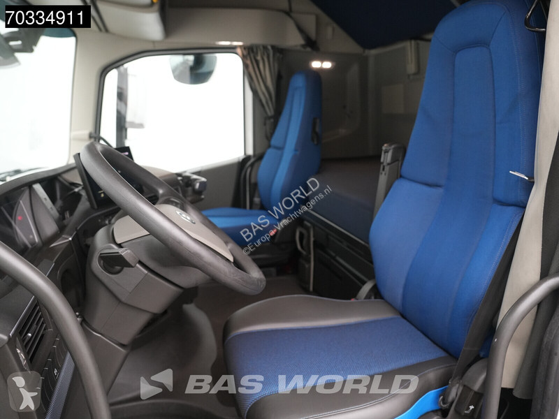 Tahač Volvo FH 460 4X2 Globe APK 08-2027 2x...