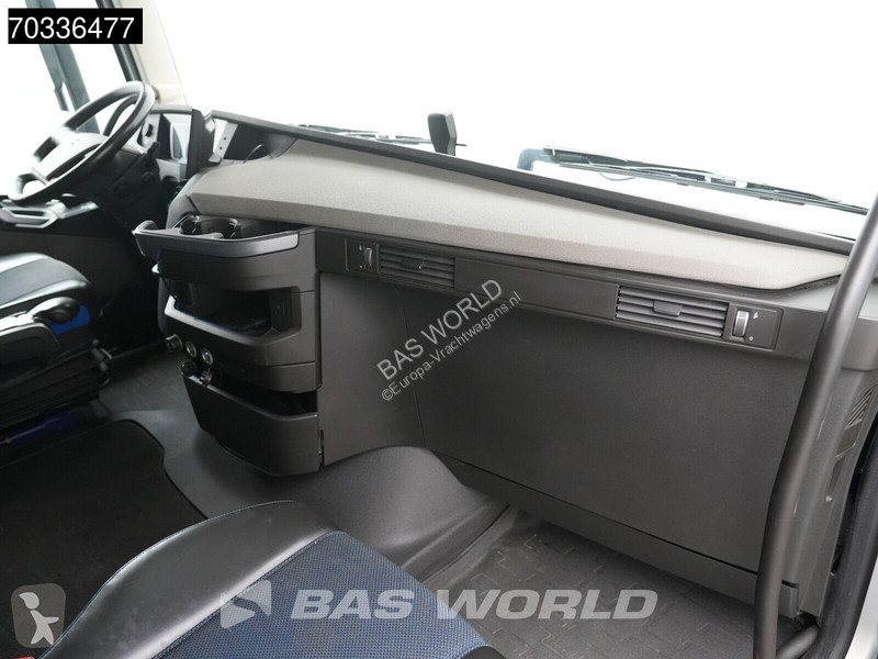 Cap tractor Volvo 500  4X2 ADR 2x Tanks...