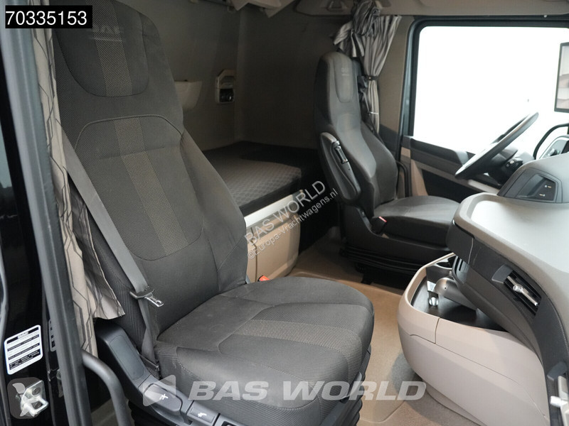 Тягач DAF 480 4X2 Retarder 2x Tanks Standklima ACC