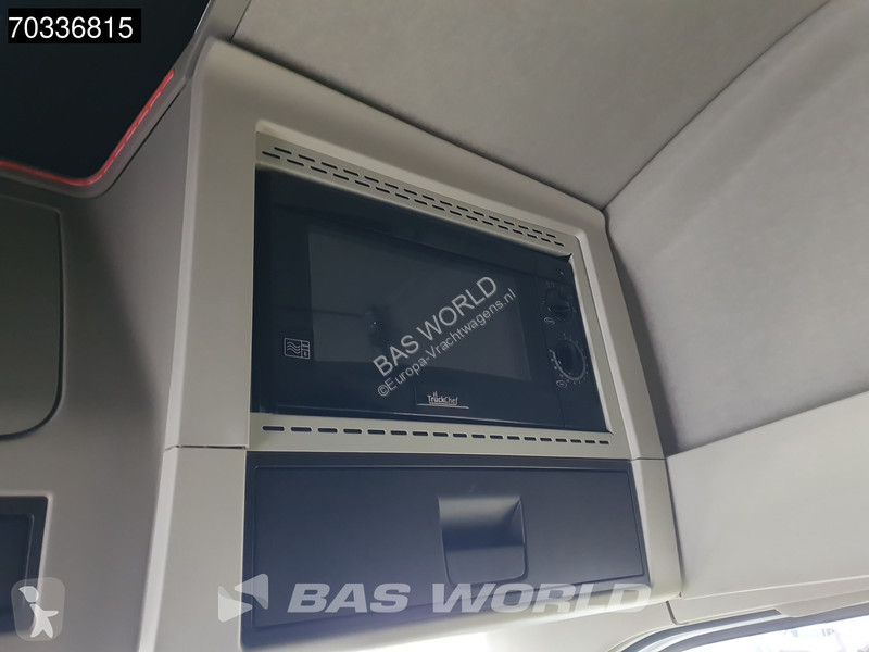 Volvo 750 6X2 Retarder Full-Air 2x Tanks...