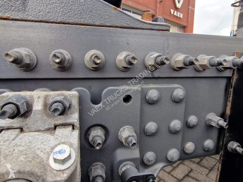 Traktor Volvo 13500 Globetrotter 4x2 - I...