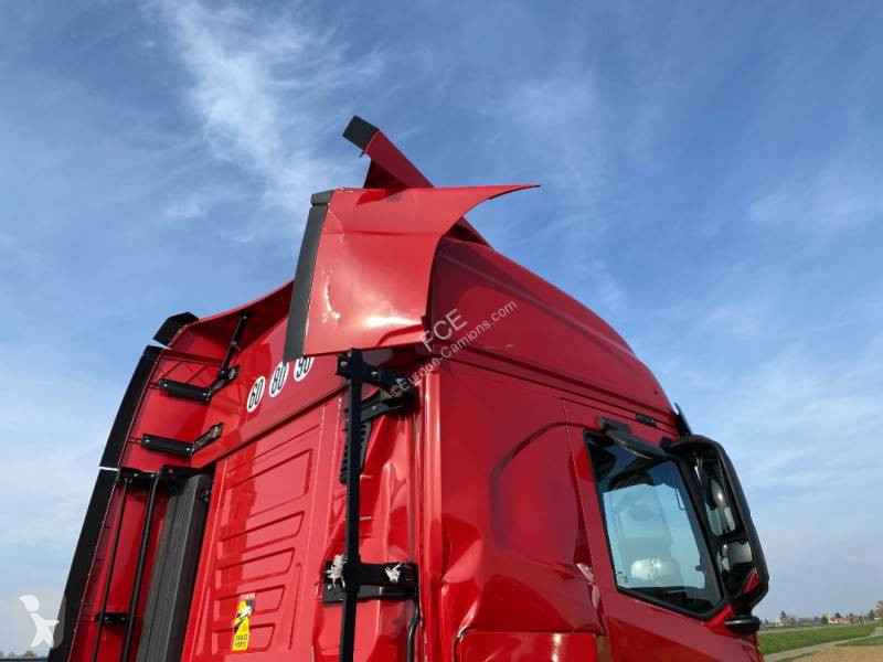 Iveco  tractor unit