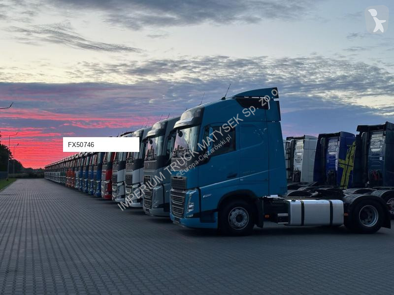جرار Scania S 500