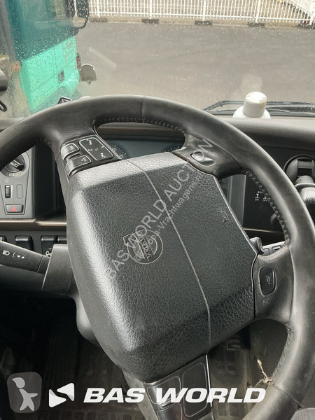 Tractor Volvo 750