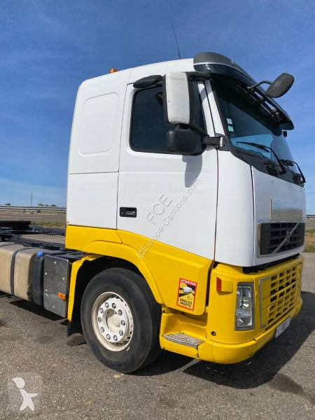 Cap tractor Volvo 580
