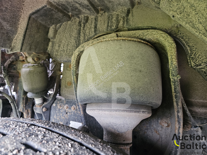 MAN  tractor unit