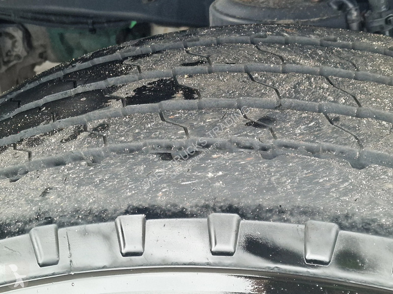 جرار Volvo 13460 Globetrotter 4x2 - Full...