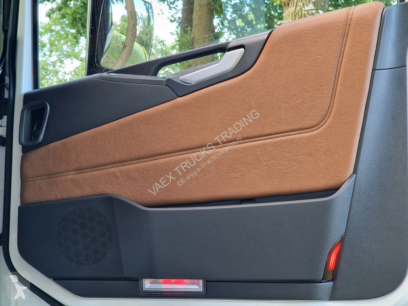 جرار Volvo Aero Globetrotter XL 4x2 - New -...