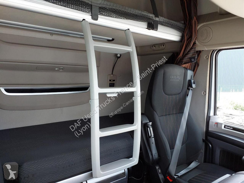 جرار DAF 530 FT 4X2