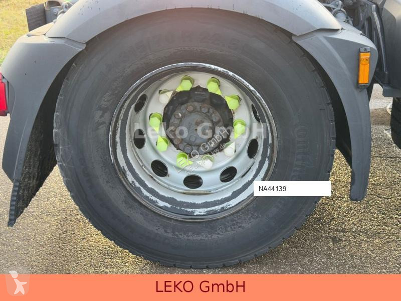 Traktor DAF CF 400.19