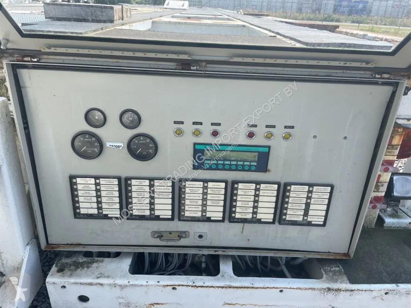 نصف مقطورة Nicolas MPV 135