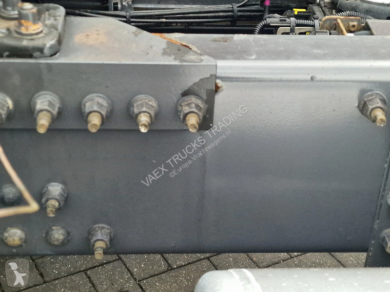جرار Volvo 13460 Globetrotter 4x2 - Full...