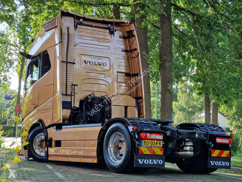 Traktor Volvo 13500 Aero Globetrotter XL 4x2 -...