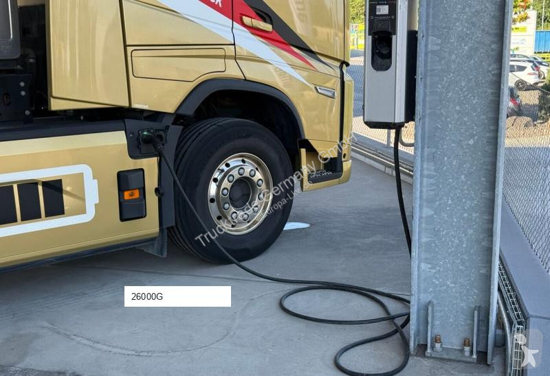 Trekker Volvo 638 FH Electric 6x4 / Swiss-Vehicle