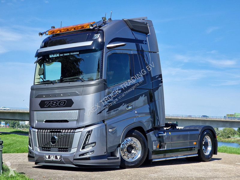 Nyergesvontató Volvo 16780 Globetrotter XL Aero...
