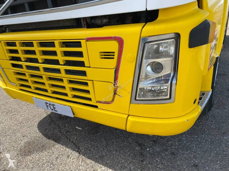 Cap tractor Volvo 580