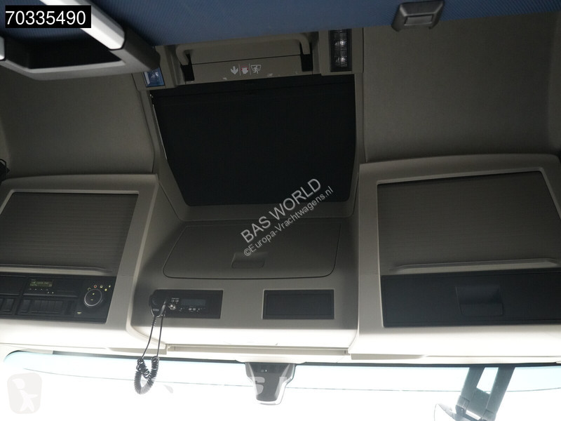Tractor Volvo 500 4X2 XL 2x Tanks I-ParkCool ACC