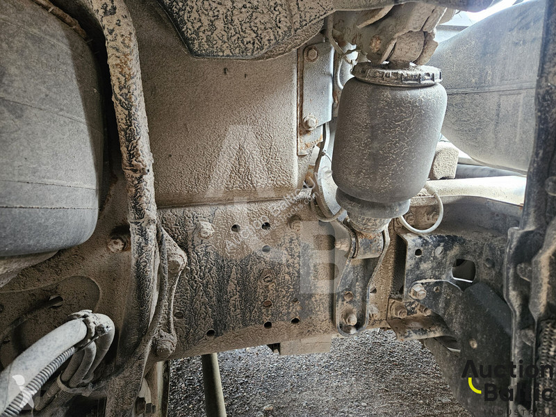 MAN  tractor unit