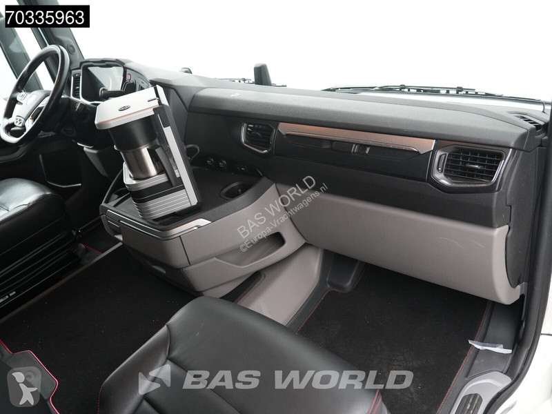 Scania R 590 6X2 V8 Retarder iftachse Full-Air...
